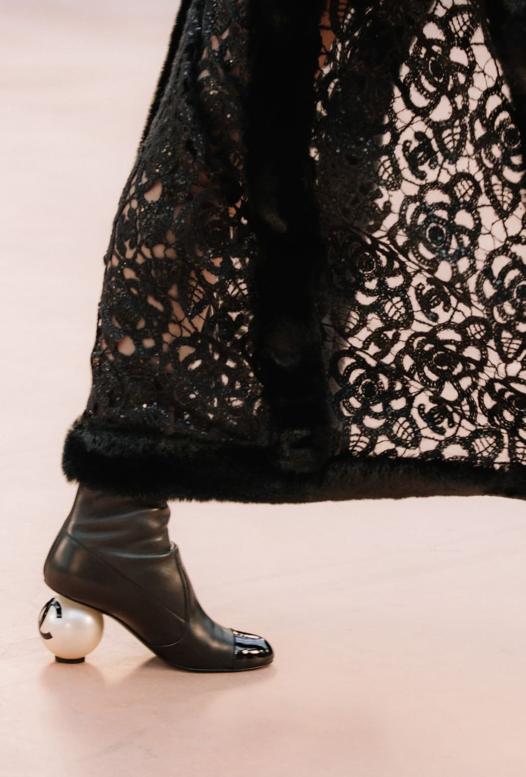 zoom - View 3 - Look 64 - Fall-Winter 2025/26 - see full sized version