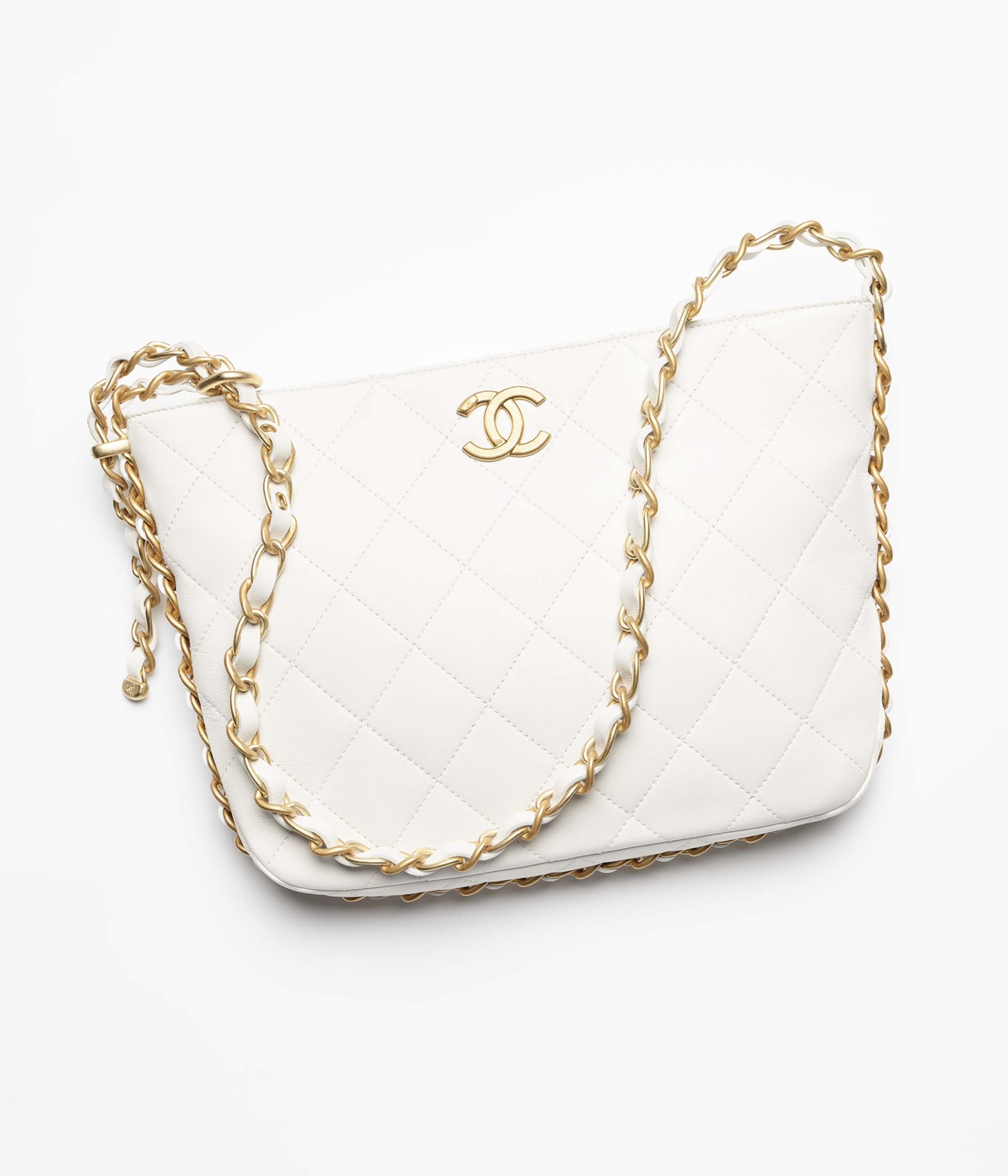 CHANEL Calfskin Quilted About Pearls Round Clutch With Chain White