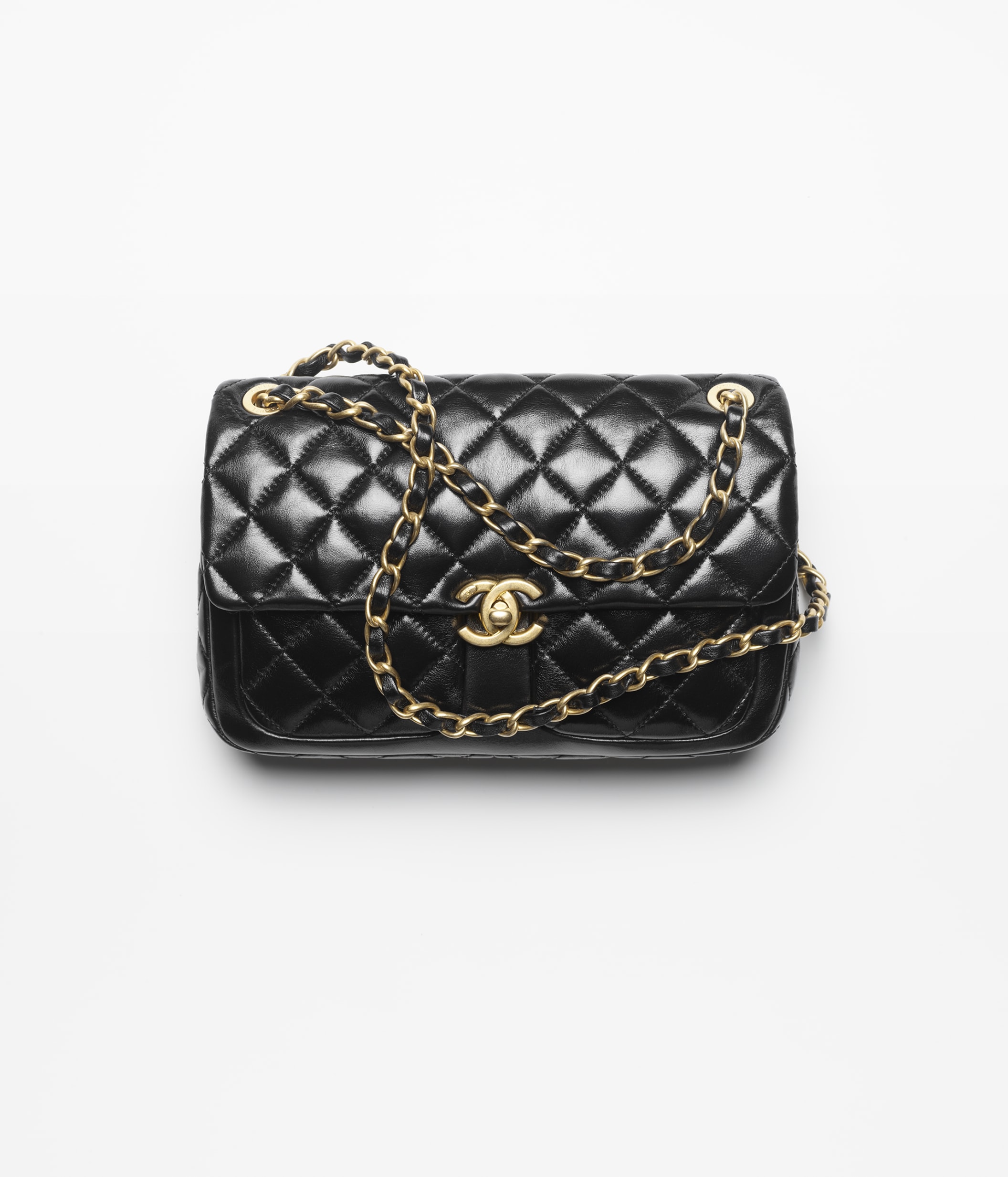 Wallet on chain - Grained shiny calfskin & gold-tone metal, black