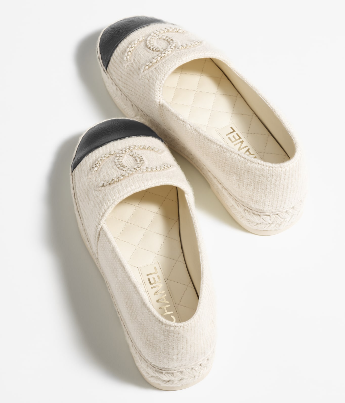 Espadrilles Laine alpaga agneau froisse brillant ivoire noir Mode CHANEL