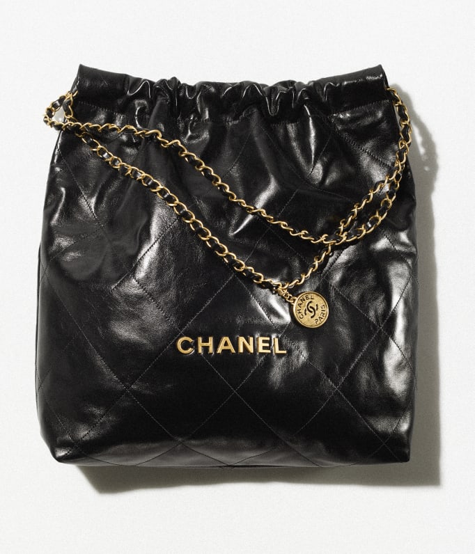 Chanel 22 large handbag Shiny calfskin gold tone metal black