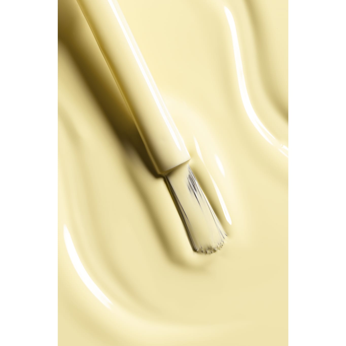 LE VERNIS Longwear nail colour 129 - Ovni | CHANEL