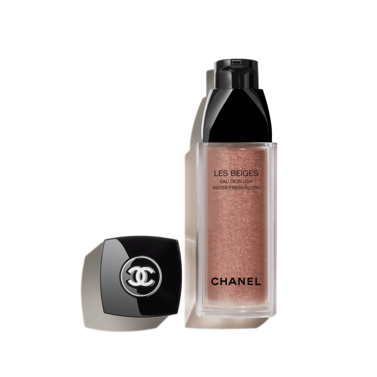 LES BEIGES WATERFRESH TINT Waterfresh tint with microdroplet pigments bare skin effect natural and luminous healthy glow Light CHANEL #1 LES BEIGES WATERFRESH TINT Waterfresh tint with microdroplet pigments bare skin effect natural and luminous healthy glow Light CHANEL