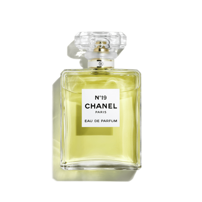 【即納】 - (EDP) Spray Parfum De Eau N°19 3.4 CHANEL | OZ. FL. 香水(女性用)
