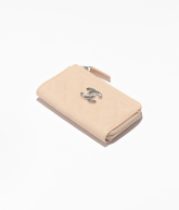 Zipped Card Holder Shiny Grained Calfskin & Silver-Tone Metal Beige - reference: AP4336B18713NAAUJ