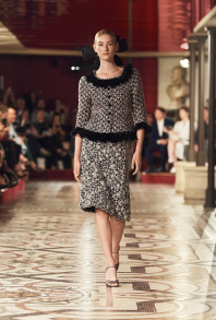 Look 3