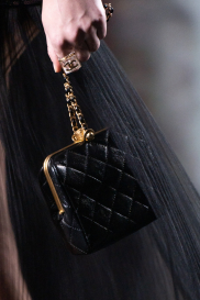 Petit sac pochette Agneau & métal doré, Noir Ref. AS3996 B10684 94305