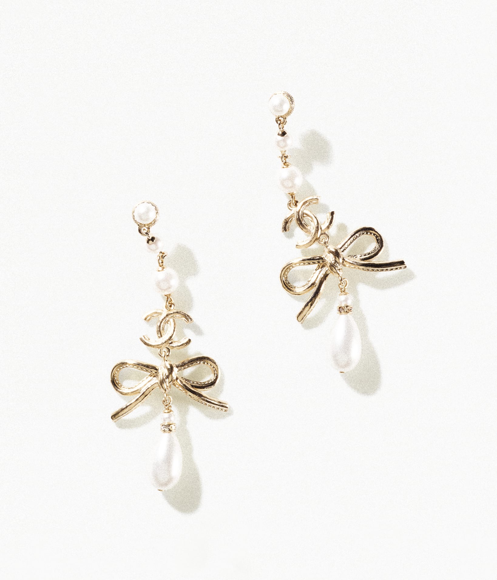 Earrings, metal, glass pearls, imitation pearls & strass, gold, pearly white & crystal - CHANEL