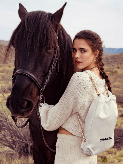 The CHANEL 22 bag | CHANEL シャネル