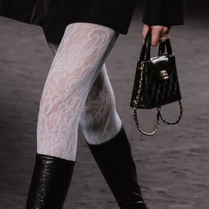Fashion shows, Ready-to-wear and Accessories collections, Haute Couture - CHANEL