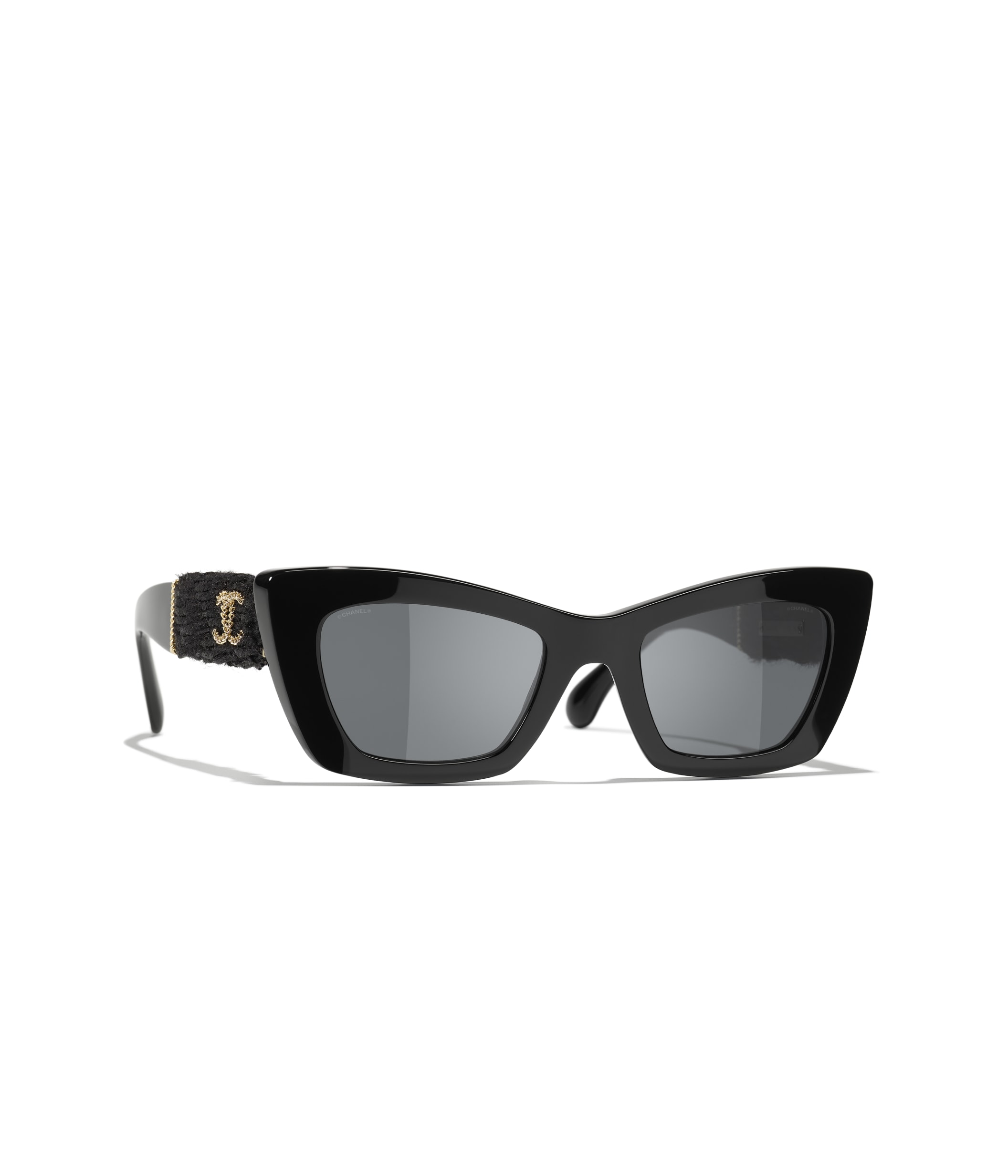 Eyewear - Sunglasses — Fashion