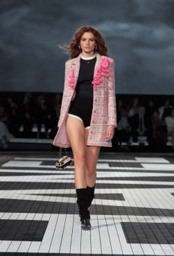 Coat chanel best sale