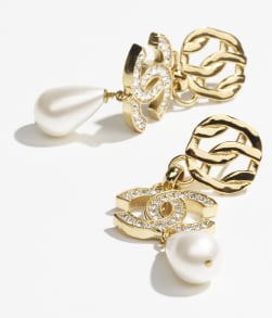 Bracelets & Cuffs - Costume Jewellery — Fashion | CHANEL