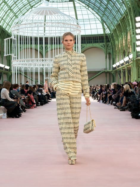 Look 32