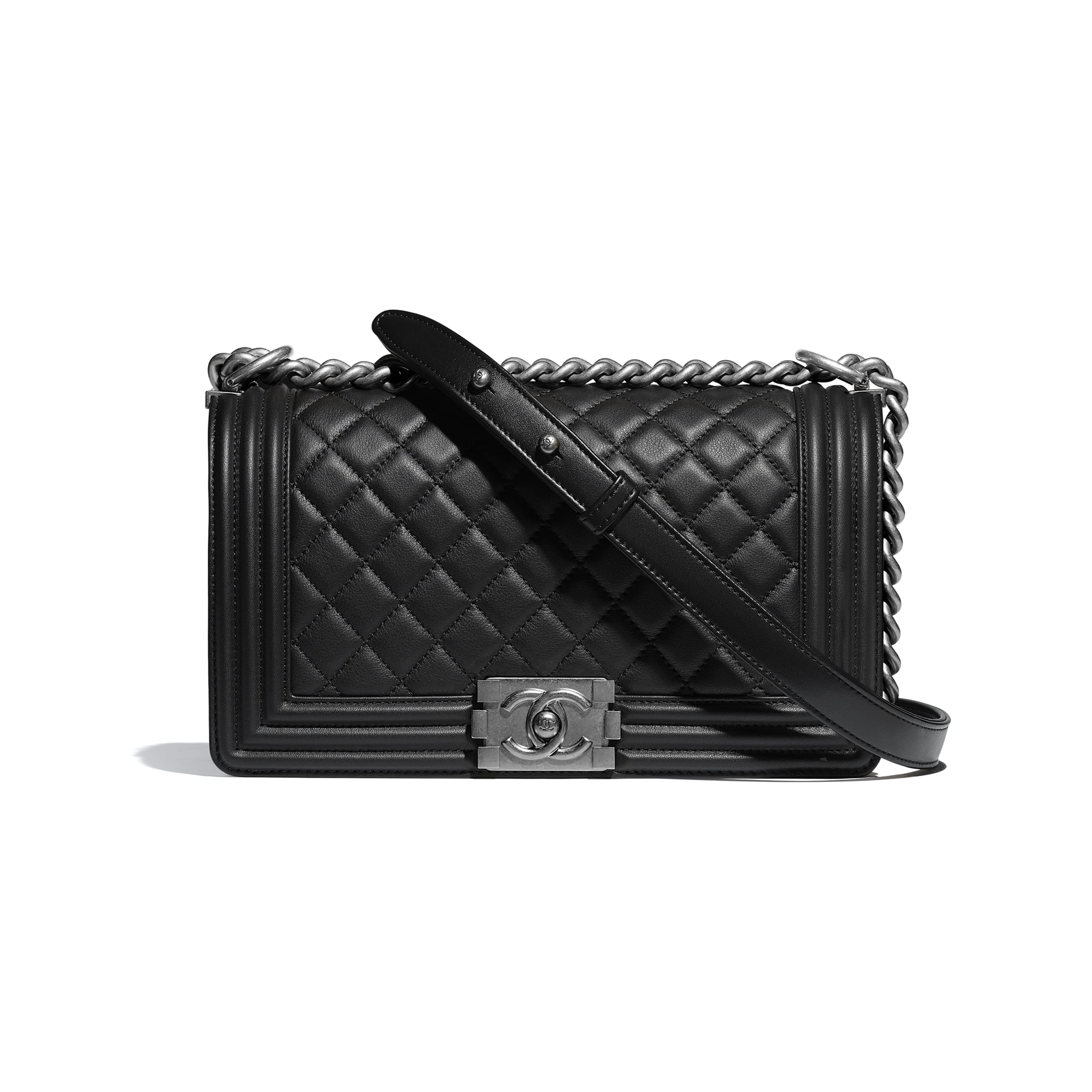 BOY CHANEL Handbag Calfskin & Ruthenium-Finish Metal Svart - packshot artistique vue1