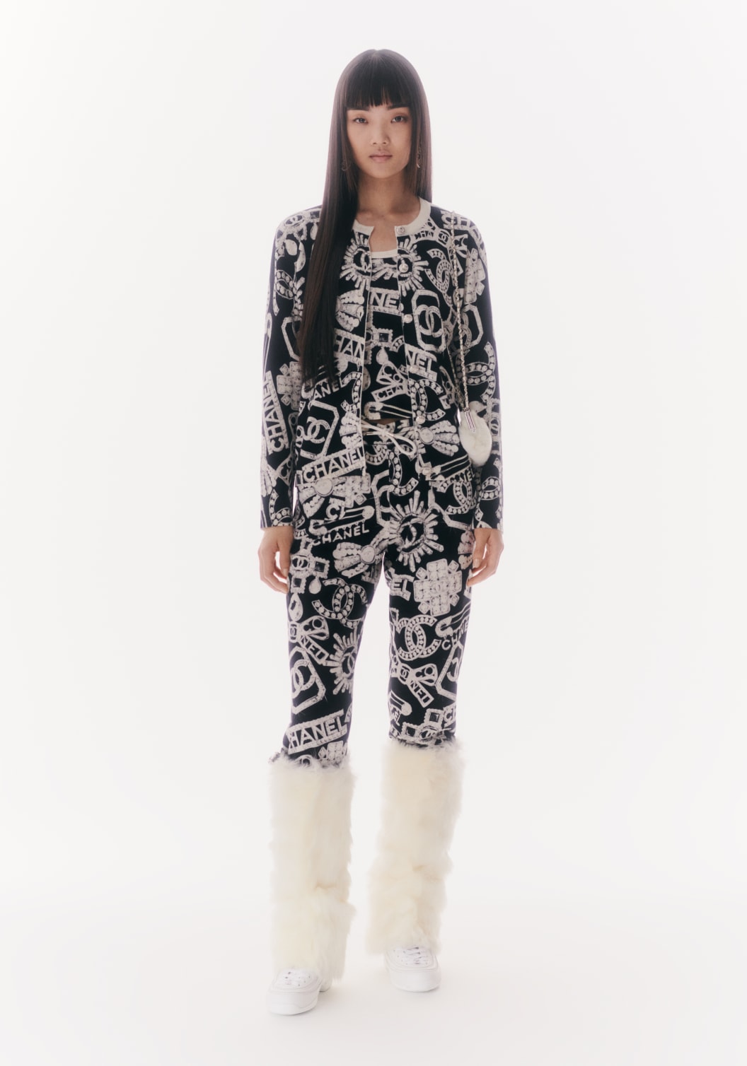 Chanel Coco Neige Fall Winter 2022-23 Lookbook