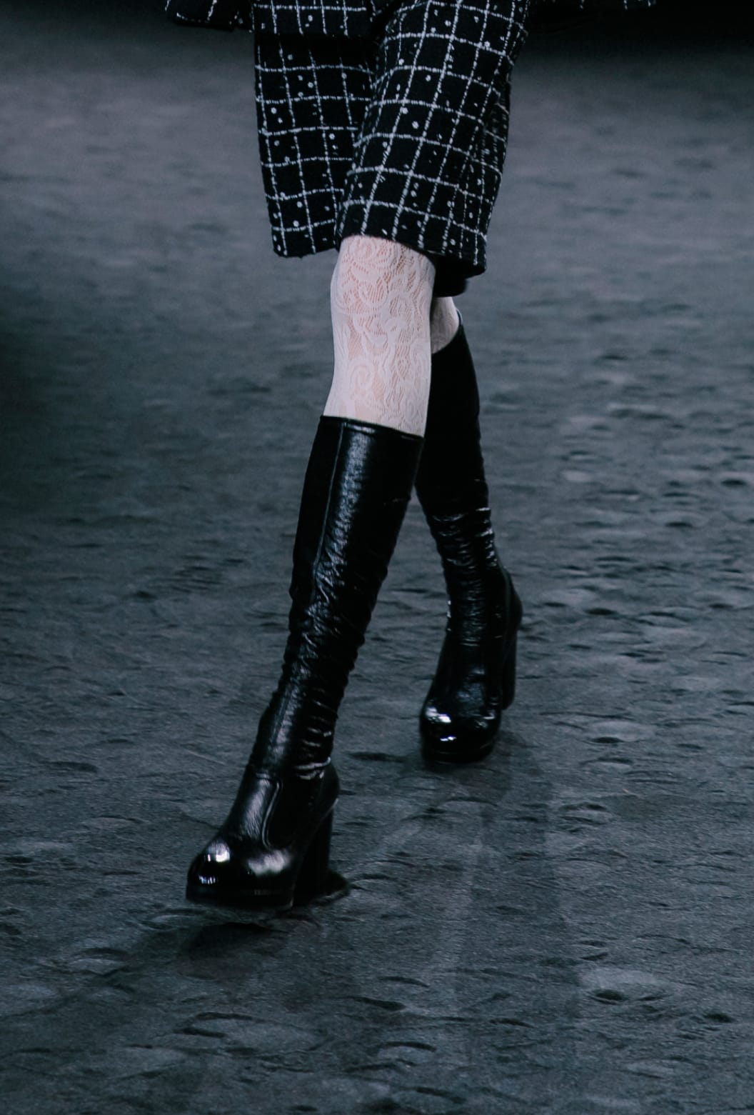zoom - Image 5 - Look  21