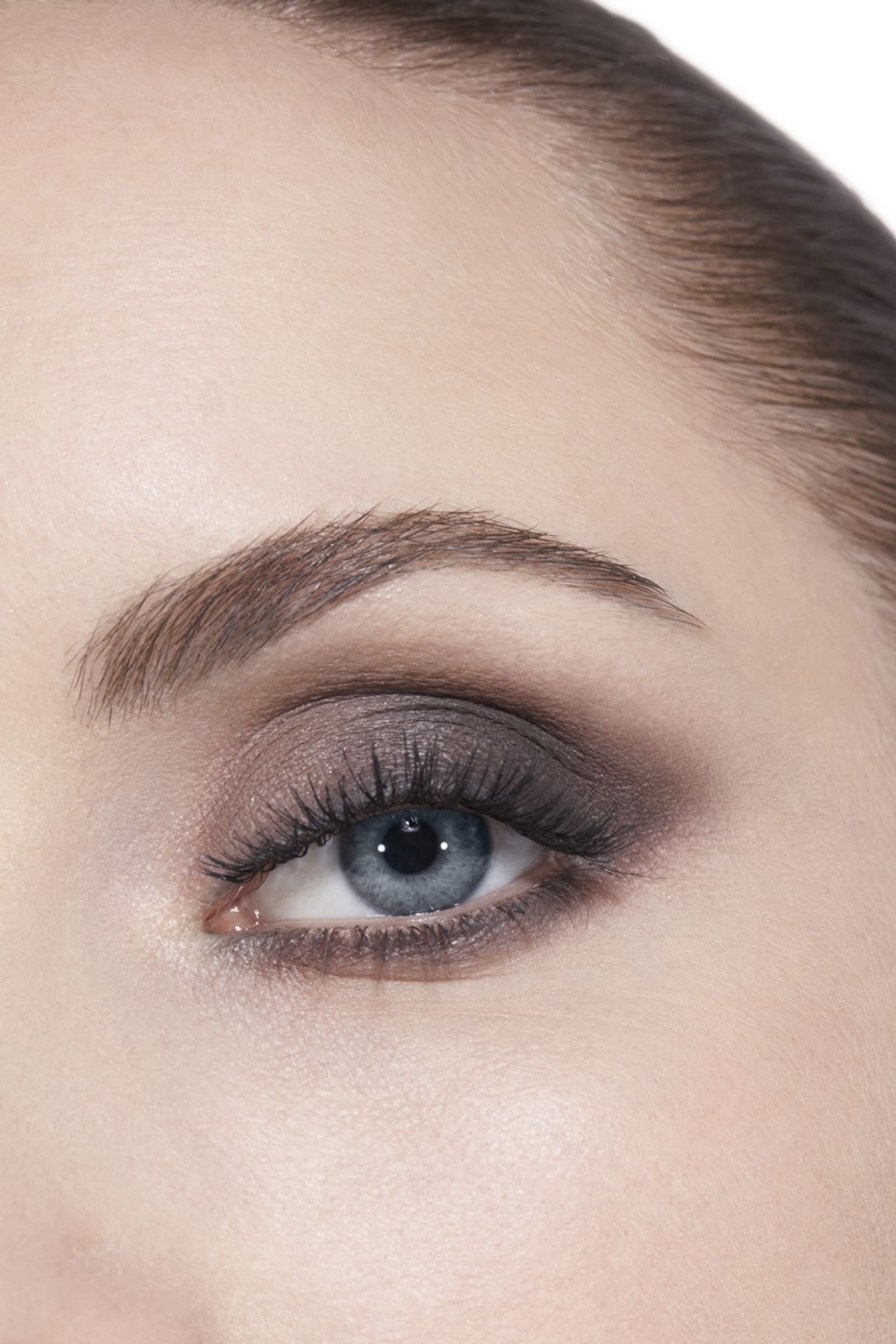 Application makeup visual 3 - LES 4 OMBRES  322 - BLURRY GREY