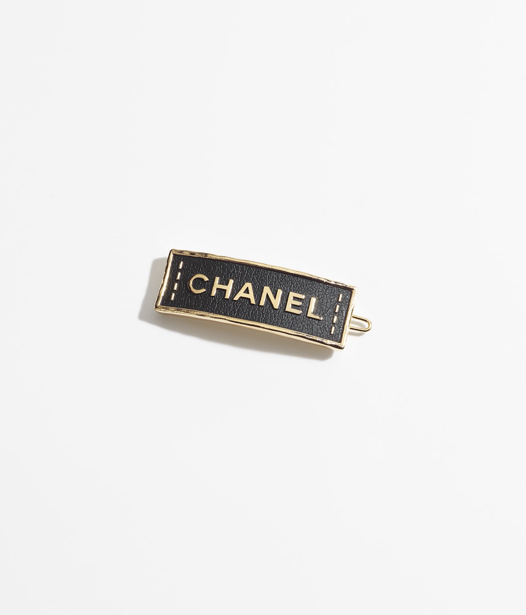 chanel hair clip