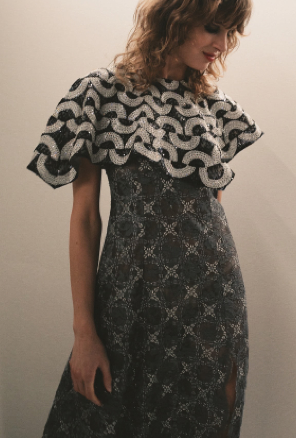 zoom - View 2 - Look 24 - Spring-summer 2022 Haute Couture - see full sized version